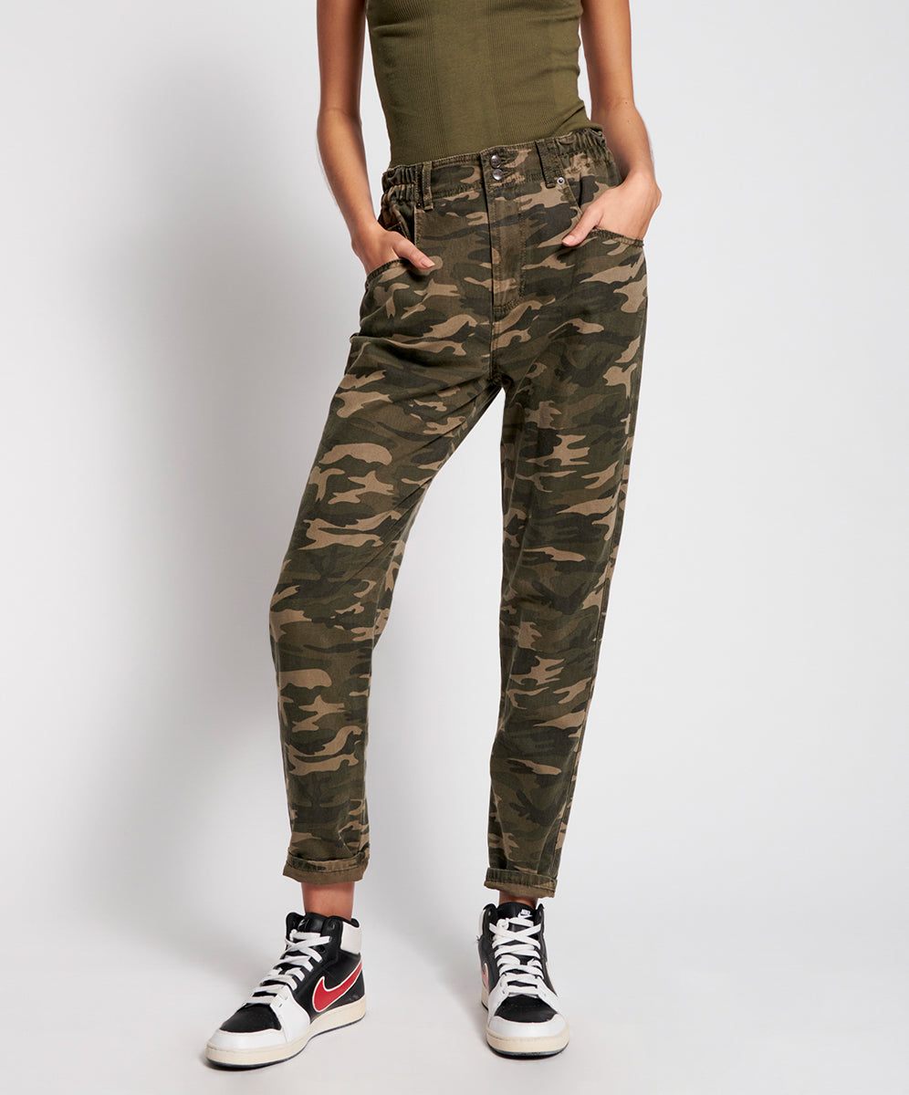 Outlet Sale Women's Shorts, Skirts & Pants Pioneer Vintage 80S Fit High Waist Denim Jeans - Camo