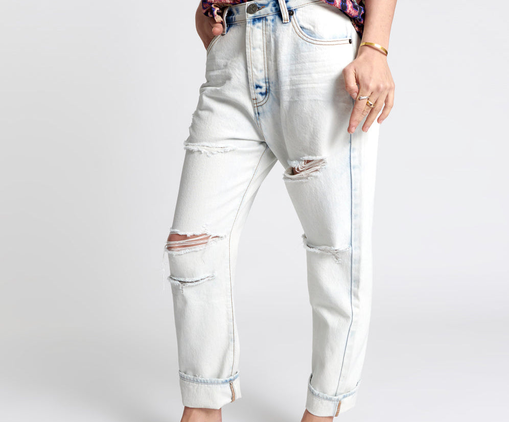 Bandits Low Waist Boyfriend Denim Jeans - Florence