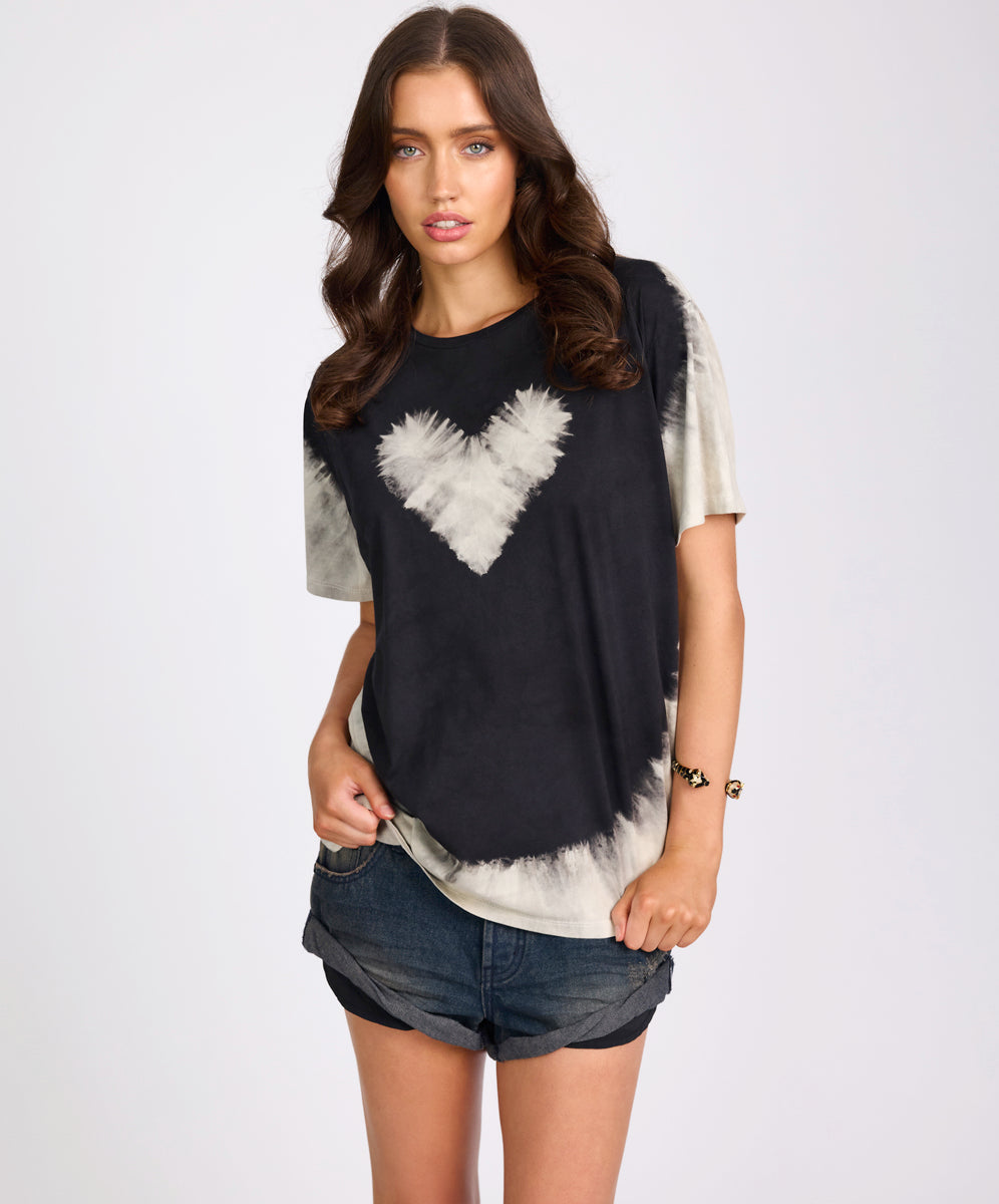 Women's Graphic Tees Beaming Heart Boyfriend Tee - White and Black