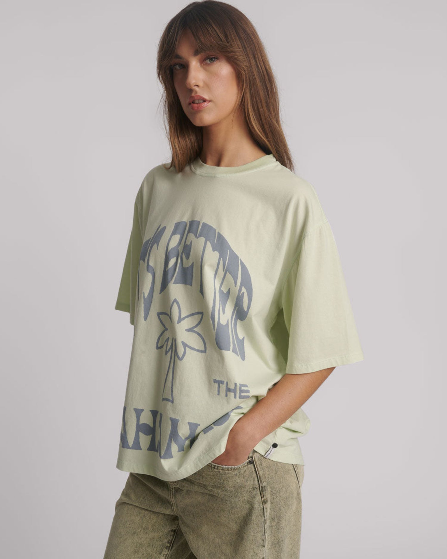 Women's Graphic Tees Its Better In The Bahamas Kobe Tee - Green Mist