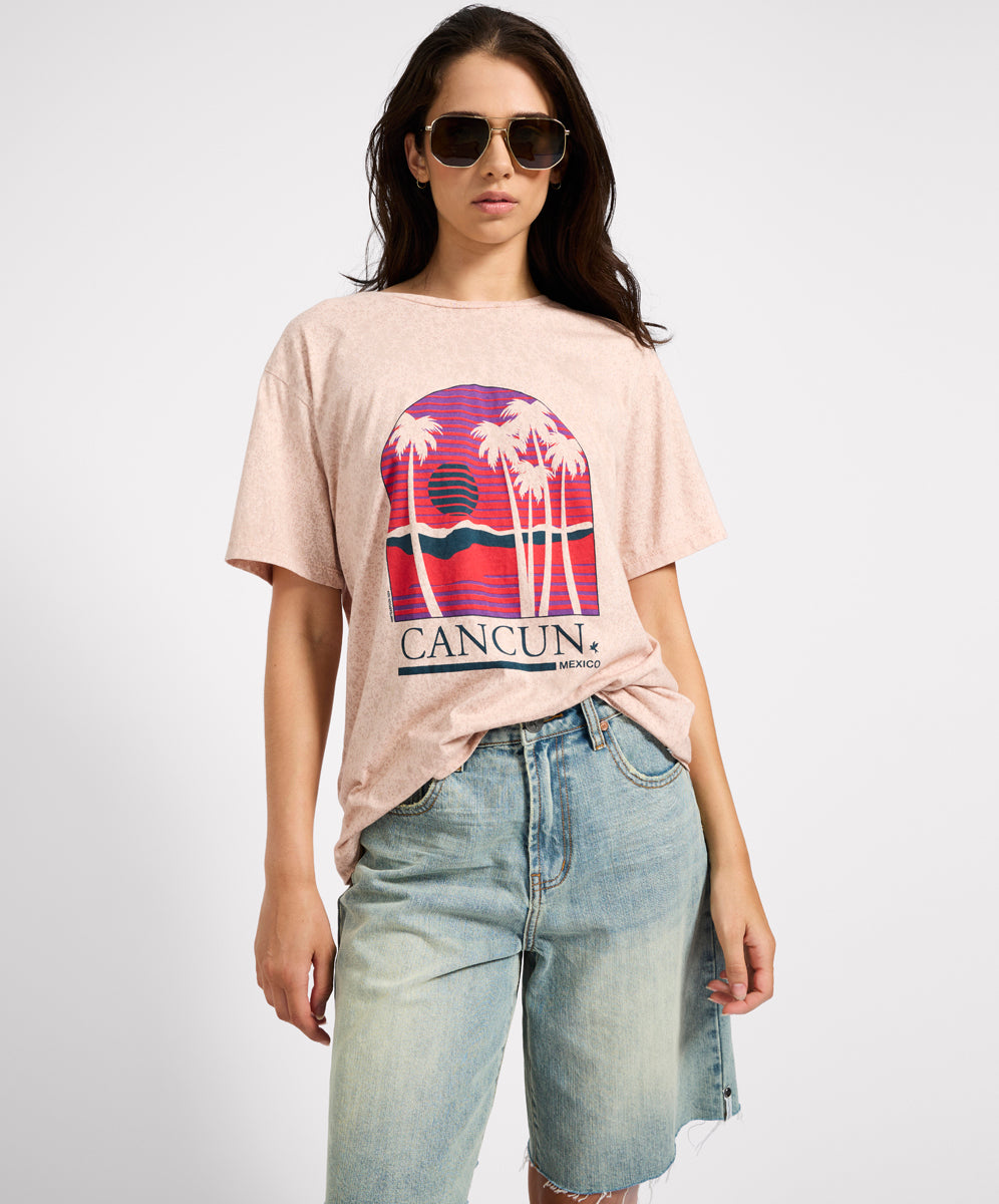 Women's Graphic Tees Cancun Boyfriend Tee - Stone