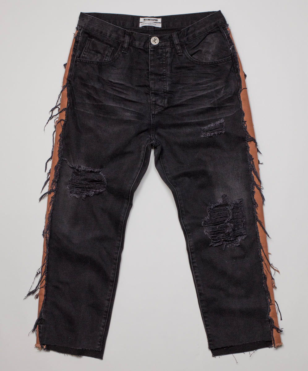 25% Off Sale Hooligans Low Waist Relaxed Straight Leg Denim Jeans - Black Van