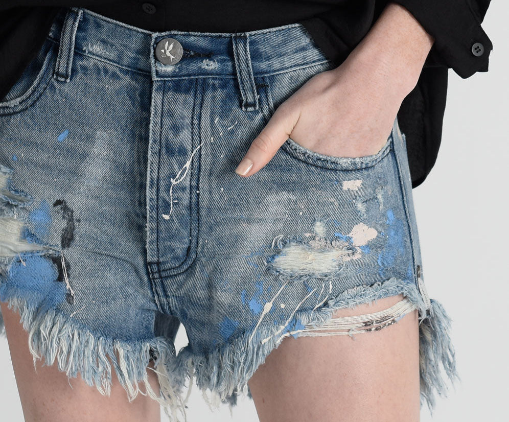 WORN BLUE ARTISTE LE WOLVES MID LENGTH DENIM SHORT