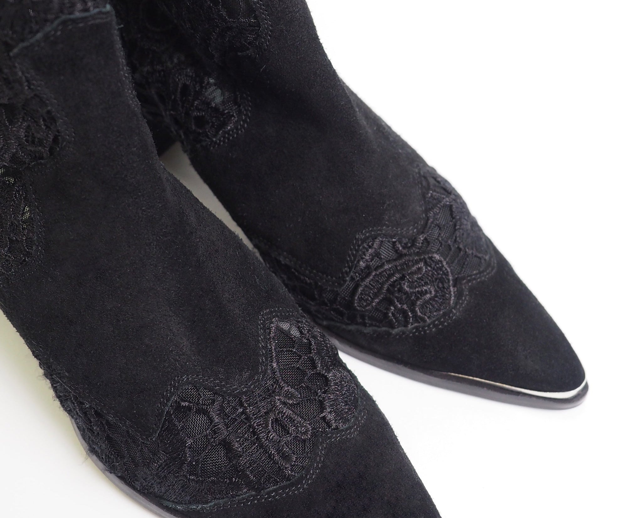BLACK LACE SANDERSON BOOT
