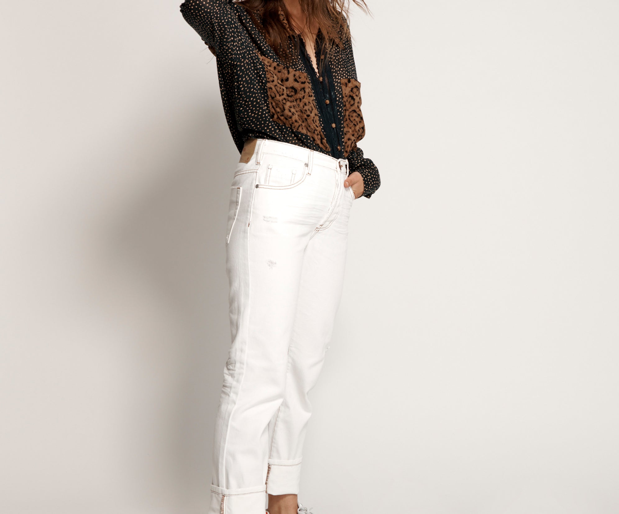 Truckers Mid Waist Straight Leg Denim Jeans - White Beauty