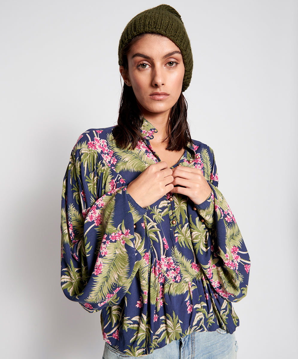 Products HAWAIIAN LITTLE LIES TOP