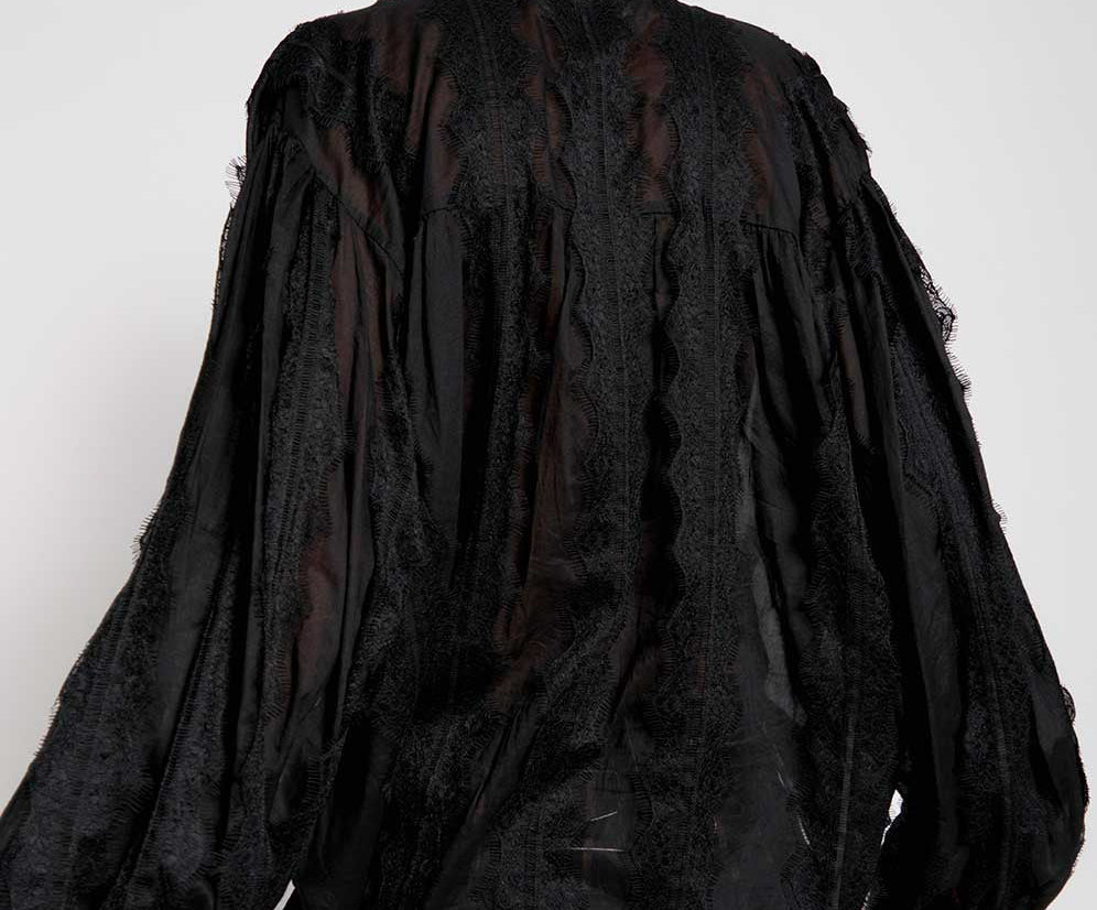 BLACK ETERNAL SPIRIT LACE TOP