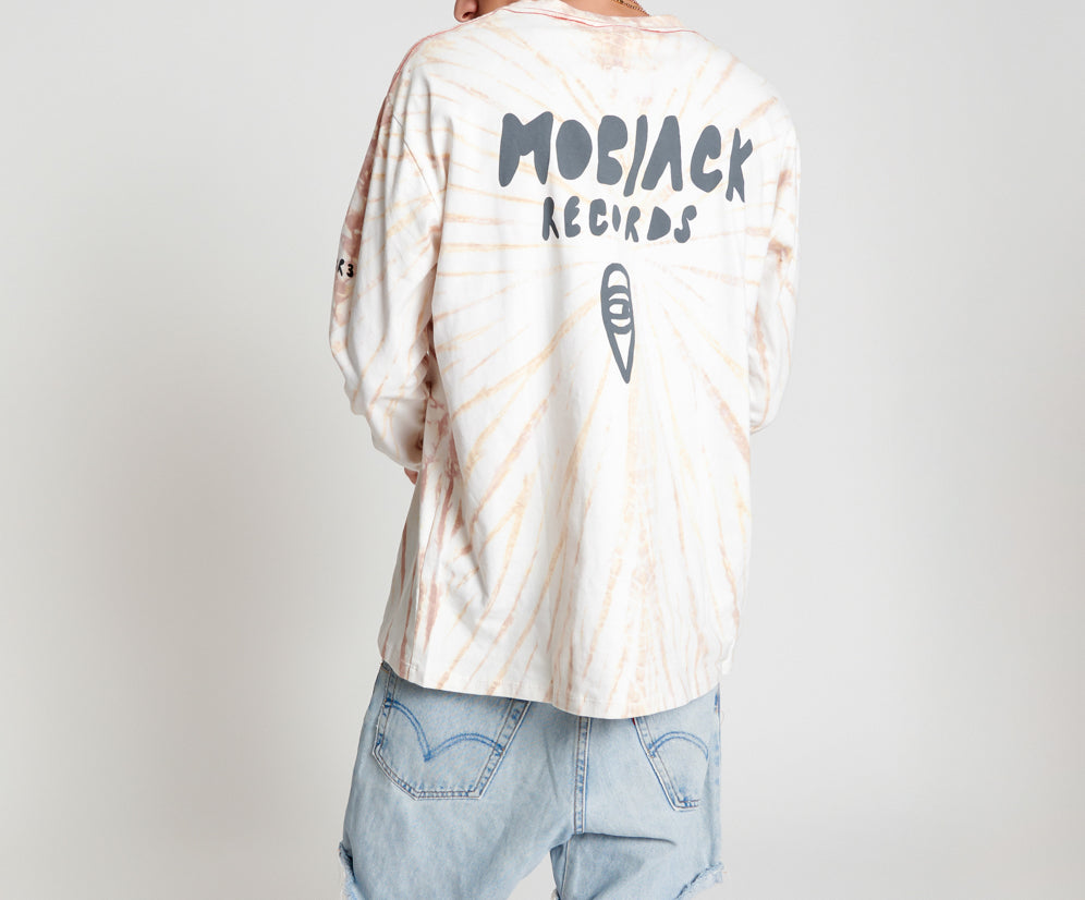 MOBLACK BORING MAN LONGSLEEVE BF TEE