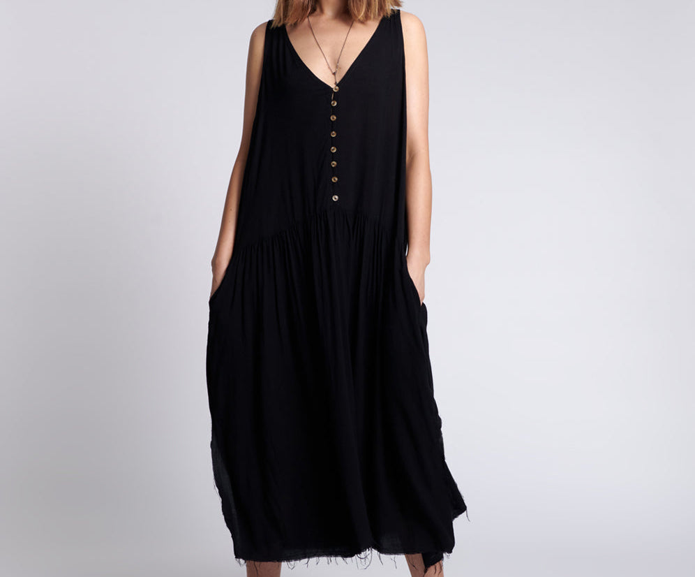 REBELLE NOIR DRESS