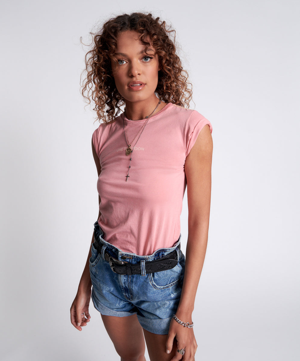 Products ORGANIC LOGO FITTED TEE