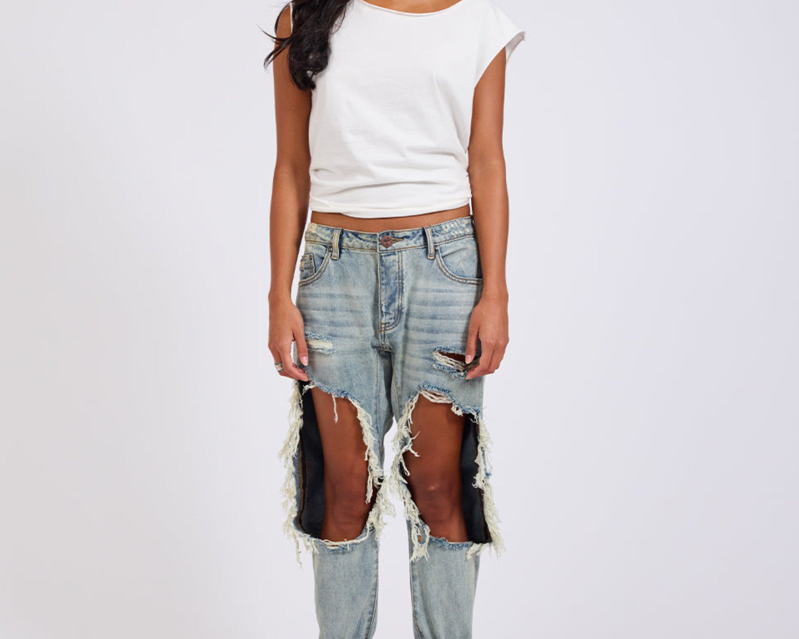Saints Low Waist Boyfriend Denim Jeans - Montana