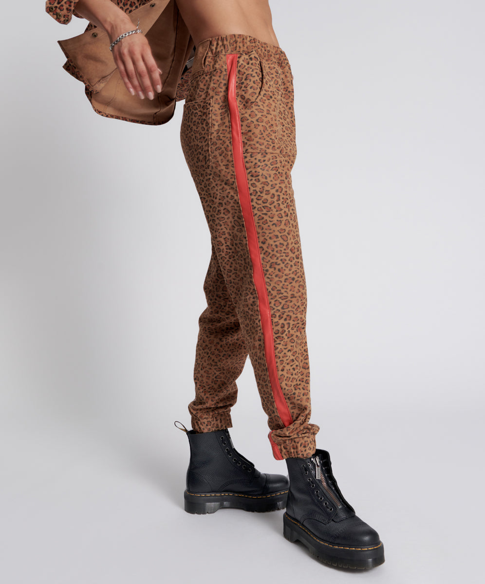 【as\"on】24ss TAFFY WASHING PANTS 62 Nike Utah Jazz Game Warm-Up Tear Away Pants Gray Sizes MT