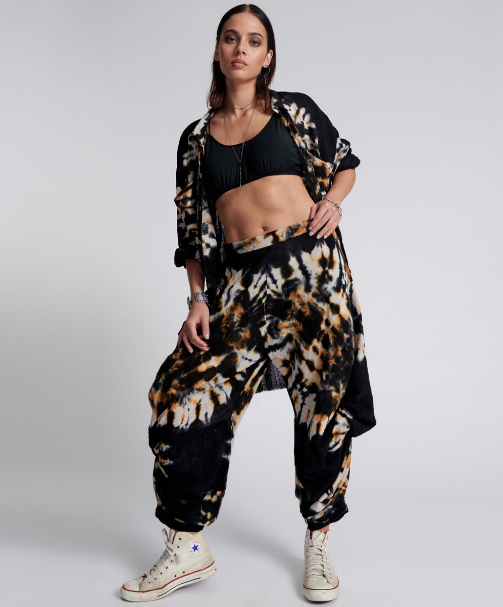 Products HAND PRINTED STORM FLOWER PANTS