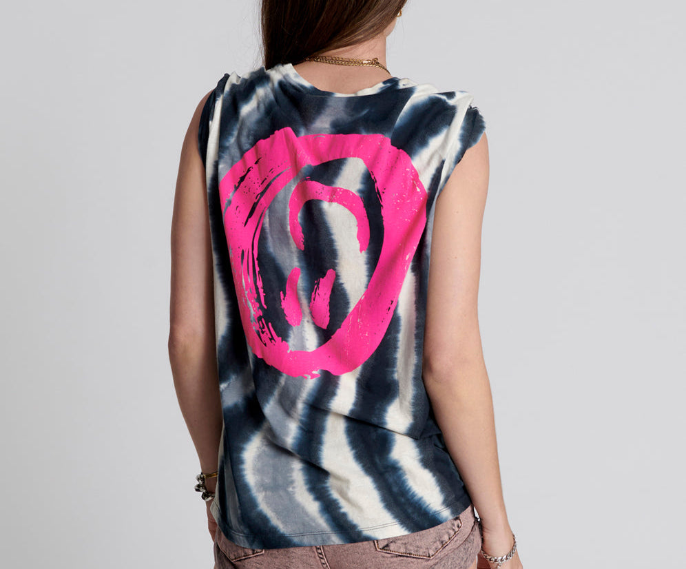 SOLAR STORM HAND PRINTED ORGANIC CREW TEE