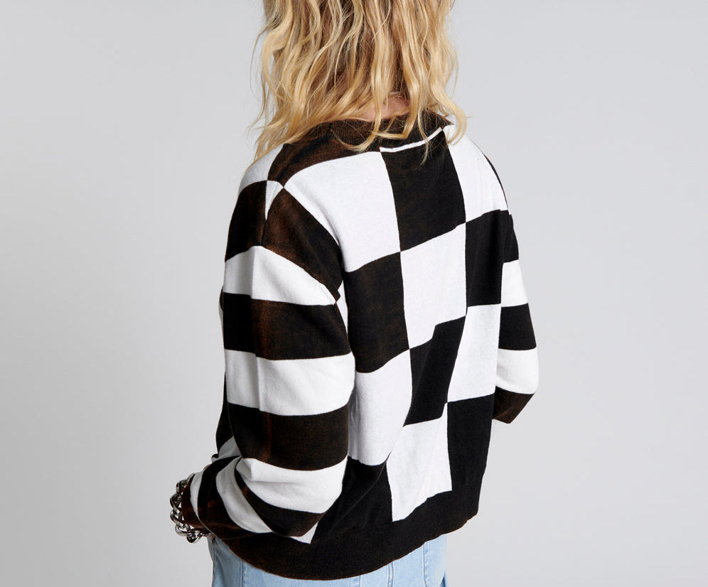 Scoreboard Smiley Knit Sweater - Black White
