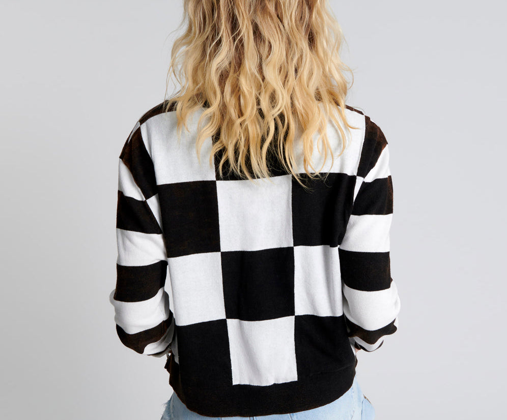 Scoreboard Smiley Knit Sweater - Black White