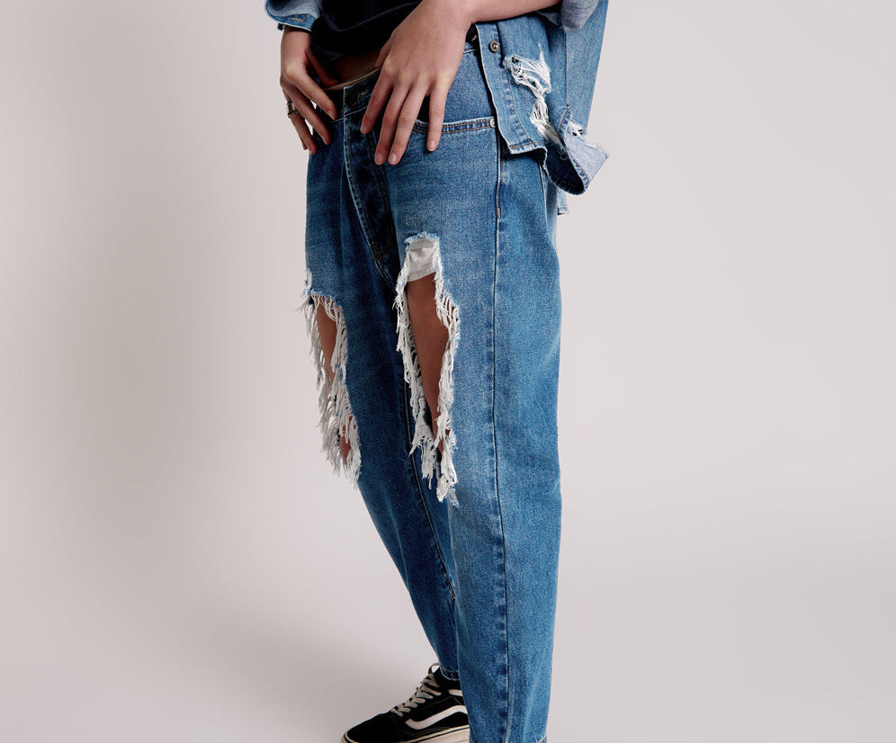 Kingpins Low Waist Cropped Boyfriend Denim Jeans - Bay Blue