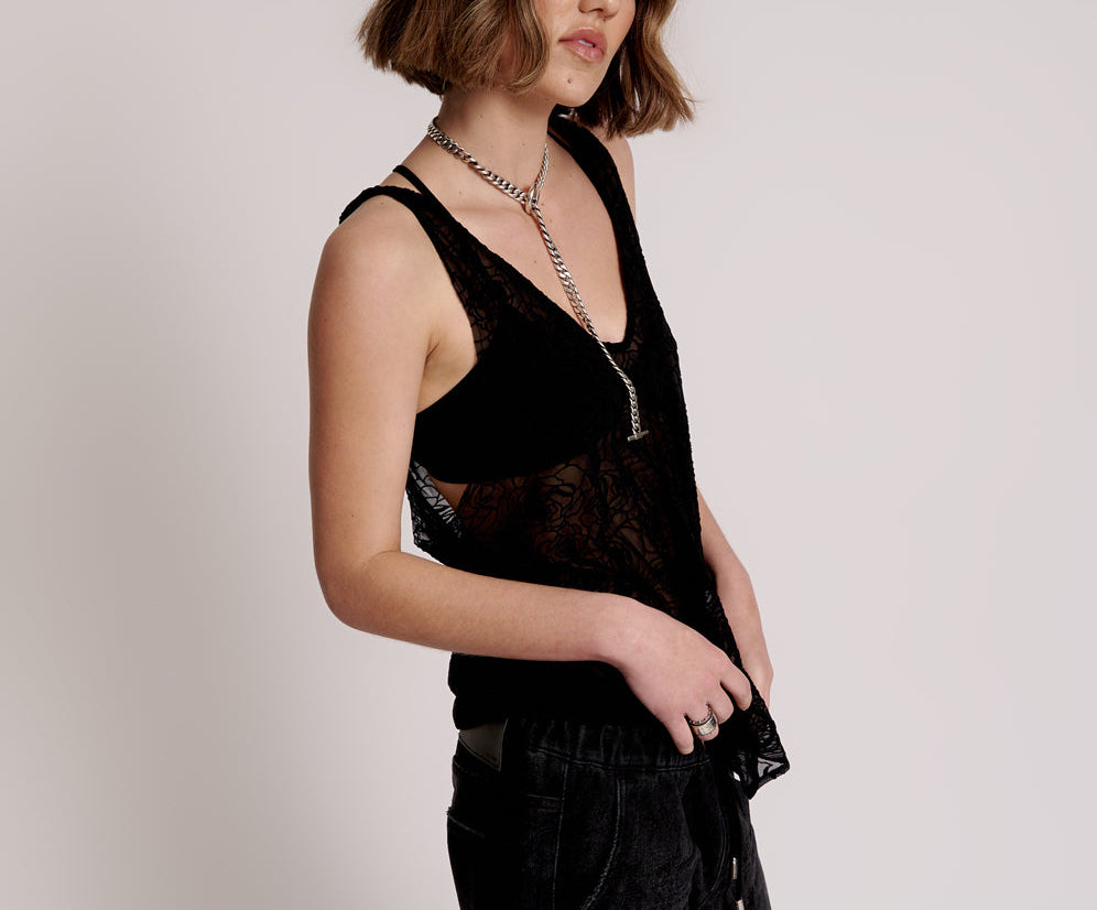 POISON ROSE TWISTED TOP