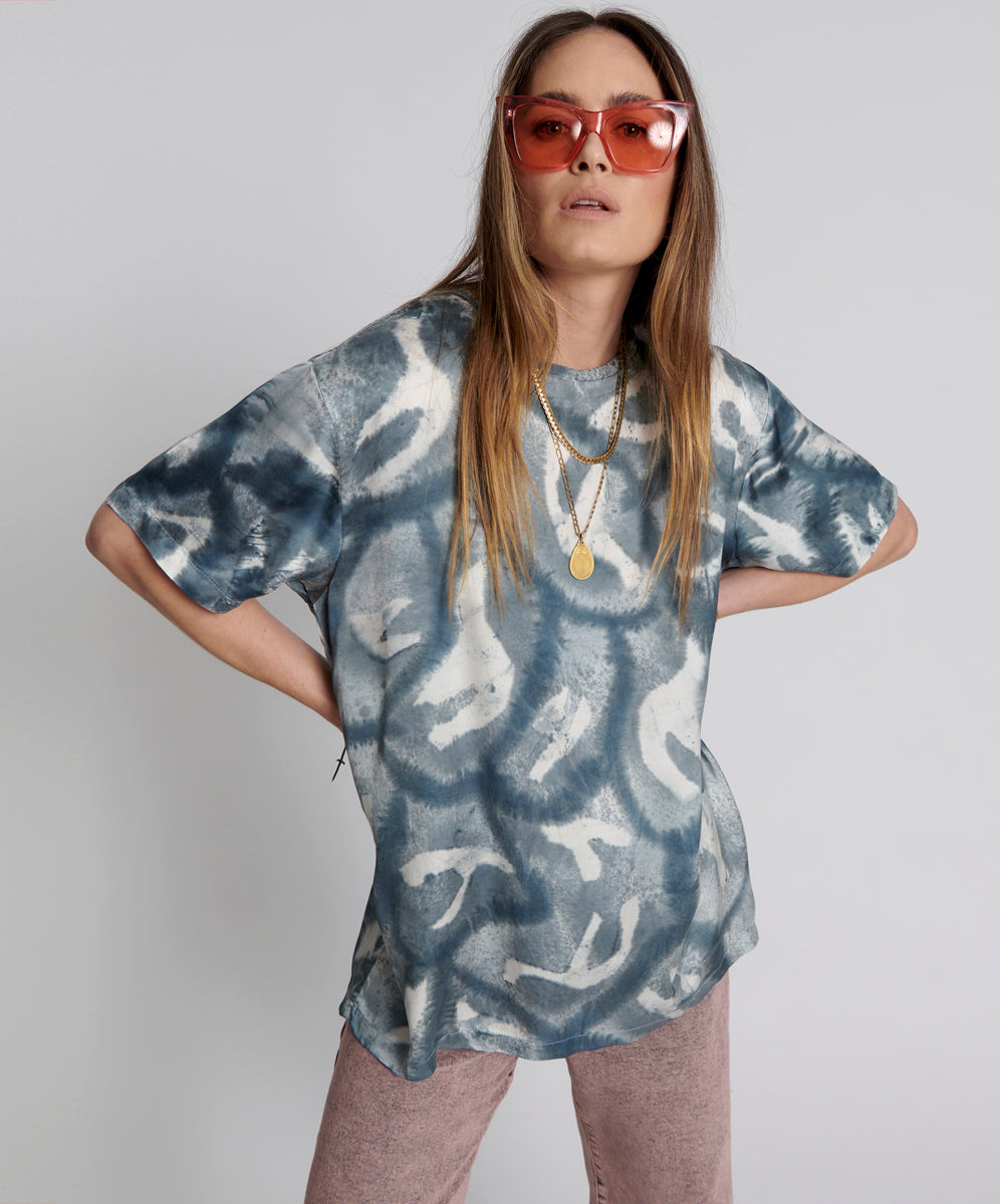 Products Reflection Hand Printed Satin Tee - Black