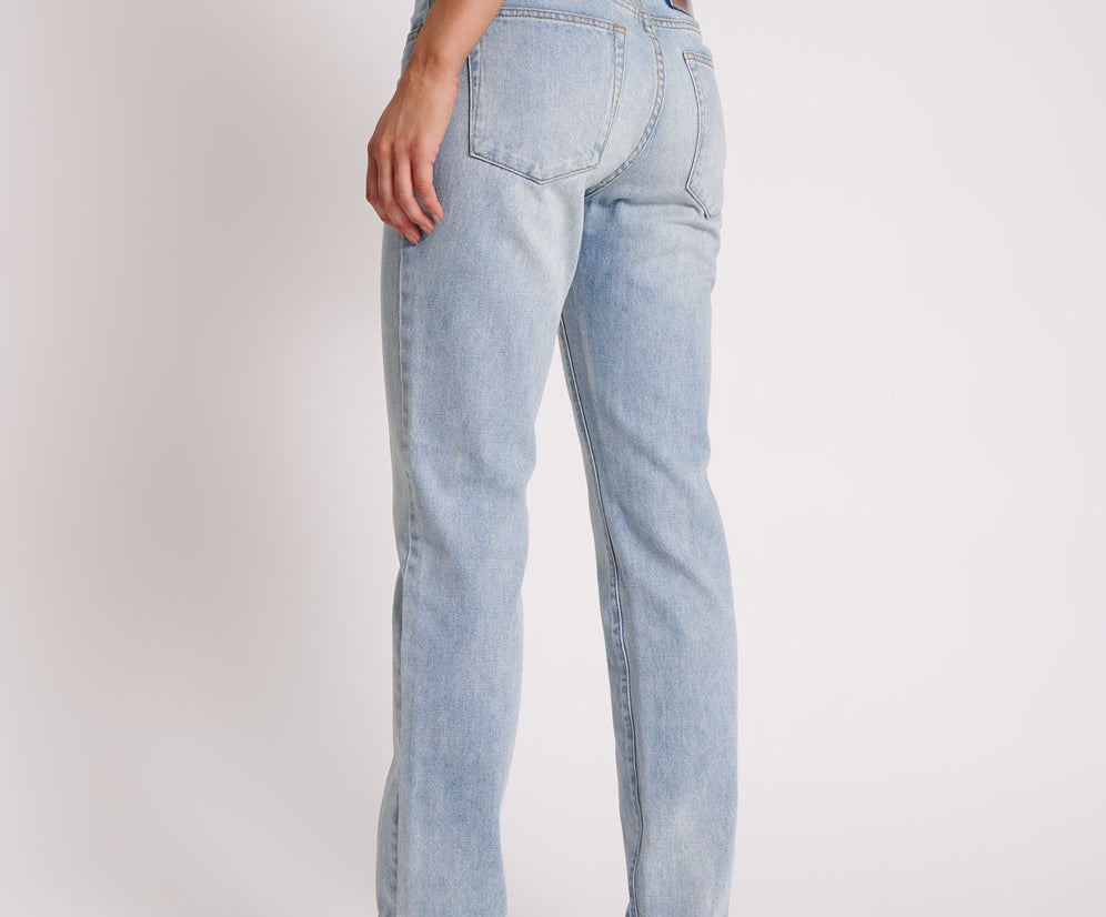 HENDRIXE TRUCKERS MID WAIST STRAIGHT LEG JEANS