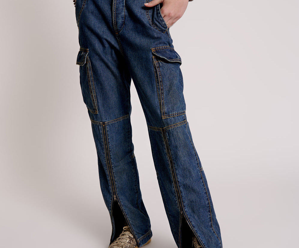 USED BLUE ZIPPED CARGO MOTION JEANS
