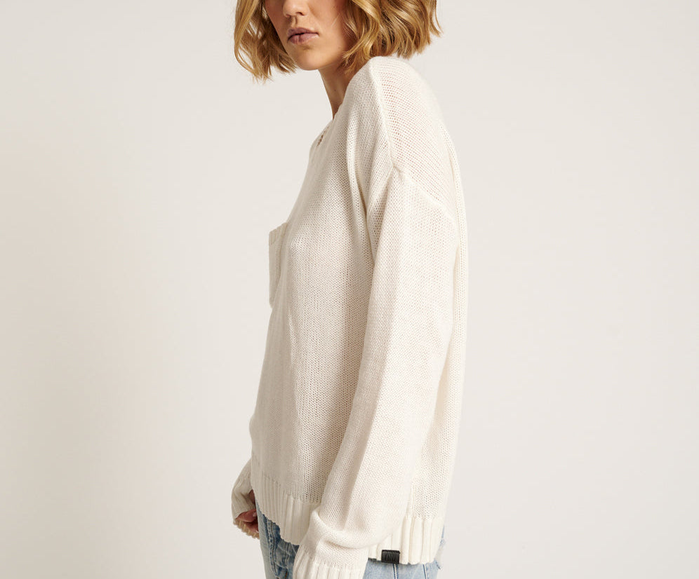 CLASSIC POCKET CHUNKY KNIT SWEATER WHITE