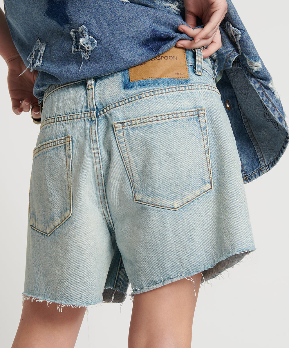 Shakers Low Waist Super Relaxed Denim Shorts - Kansas Blue | One