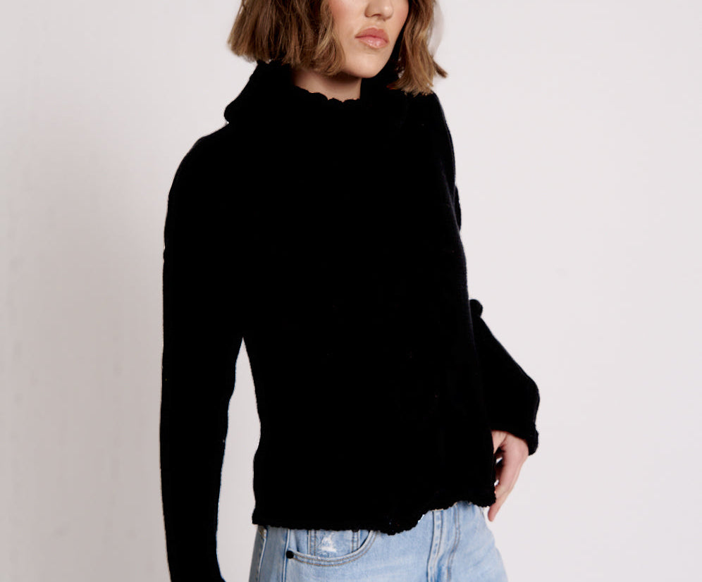 Classic Chunky Roll Neck Knit Sweater - Black