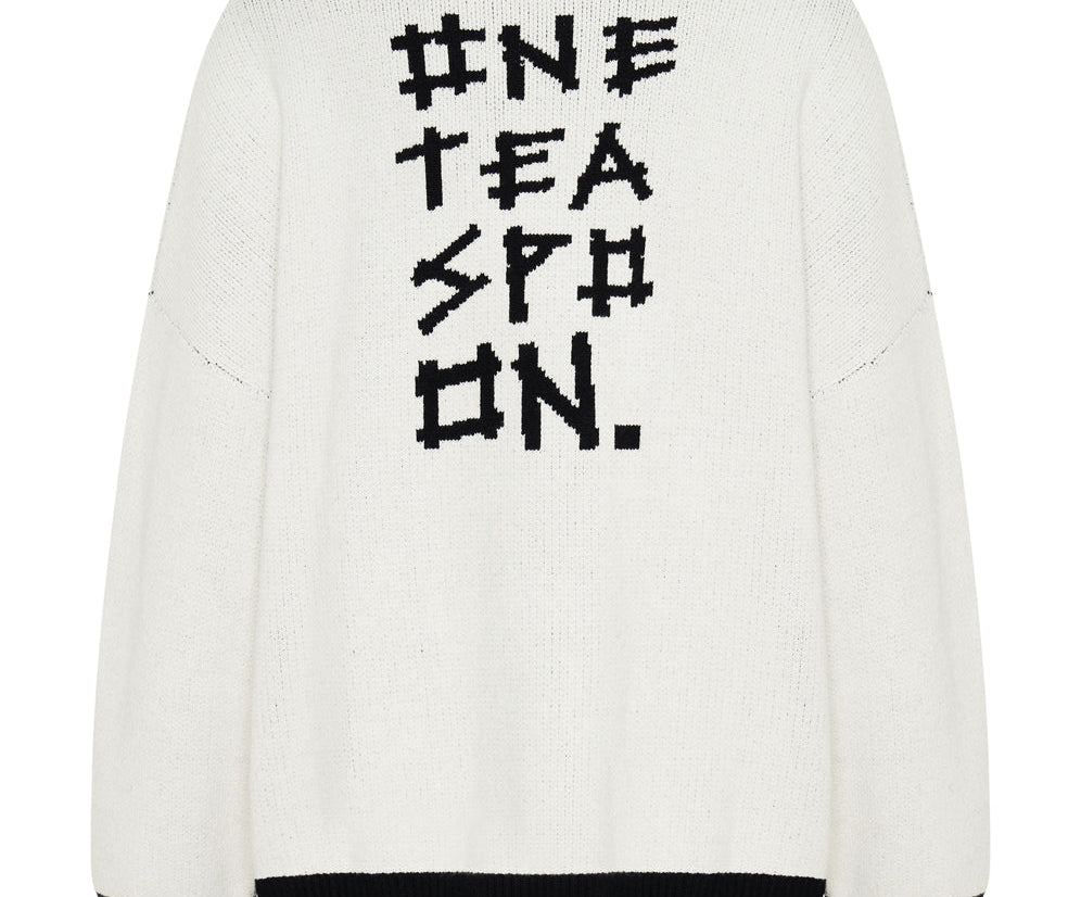 Nuit Noire Batwing Sweater - Cream