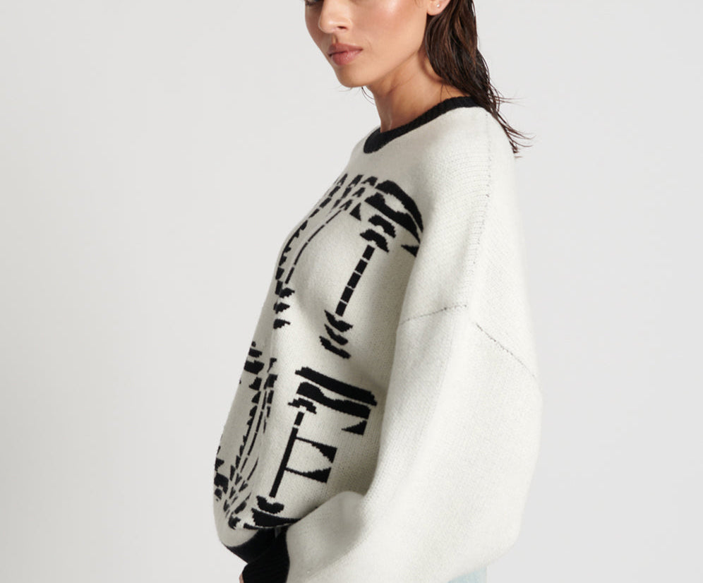 Nuit Noire Batwing Sweater - Cream