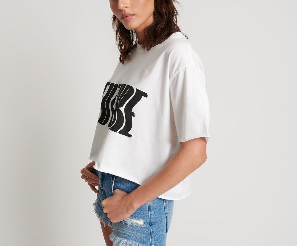 WHITE CROPPED FUTURE TEE