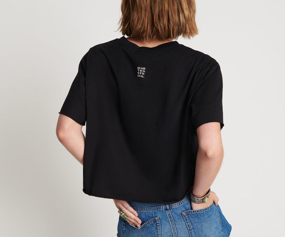 BLACK CROPPED SPACE PUNK TEE