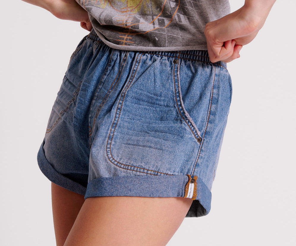 BLUE LILAC HUNTERS MID LENGTH RELAXED SHORTS