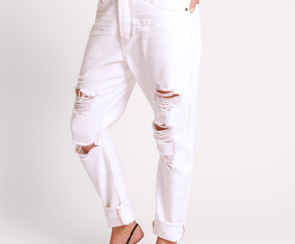 Saints Low Waist Boyfriend Denim Jeans - Pearl