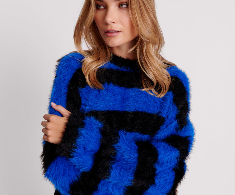 KRUGER STRIPE FLUFFY CROP KNIT SWEATER