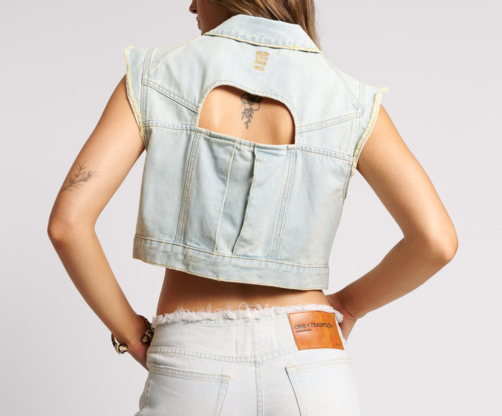 SKYBLUE CROPPED DENIM TRUCKER TOP