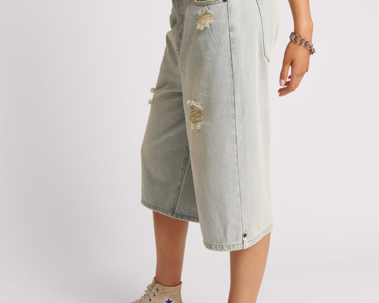 Beasties Low Waist Wide Leg Denim Jorts - Old West