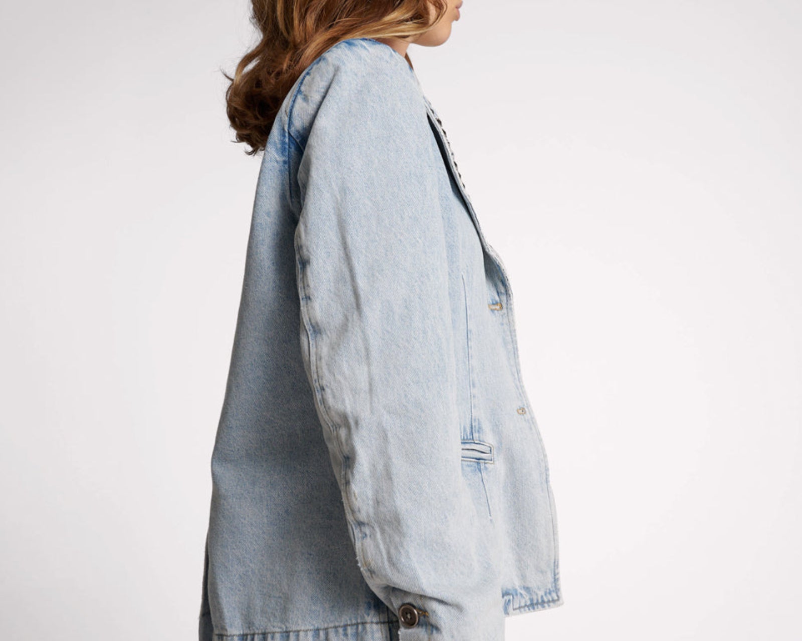 Studded Denim Blazer - Diamonde