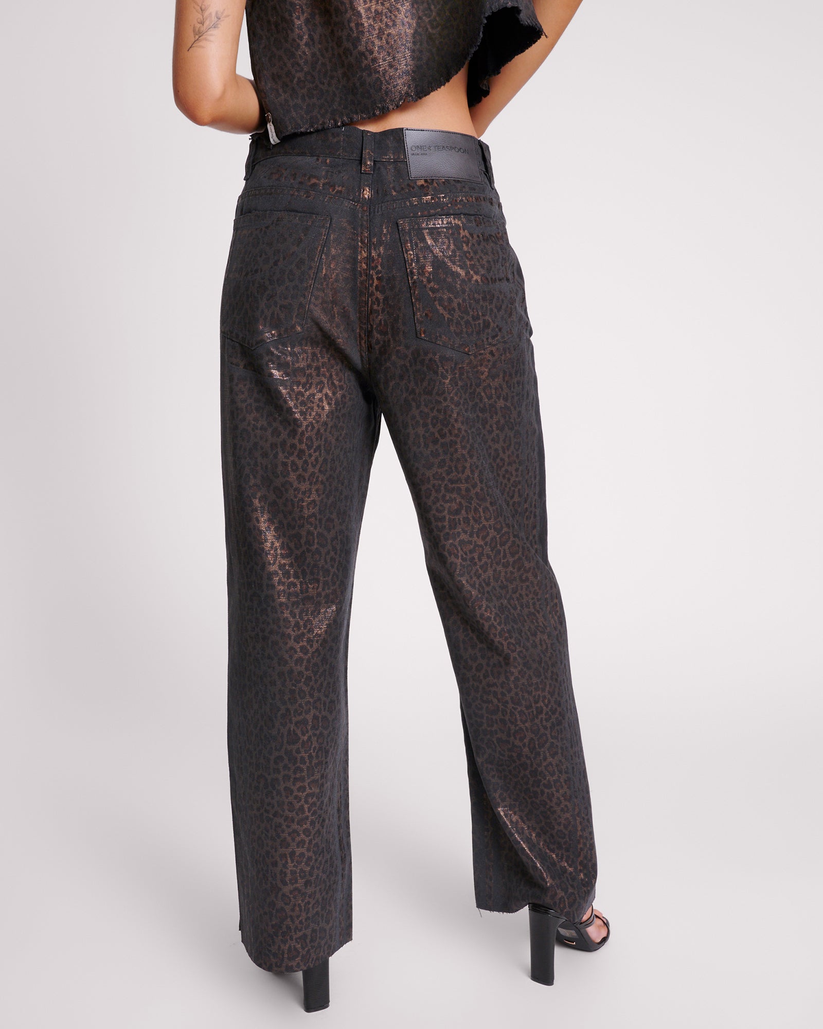 Billie Low Slung Straight Leg Mid Waist Denim Jeans - Night