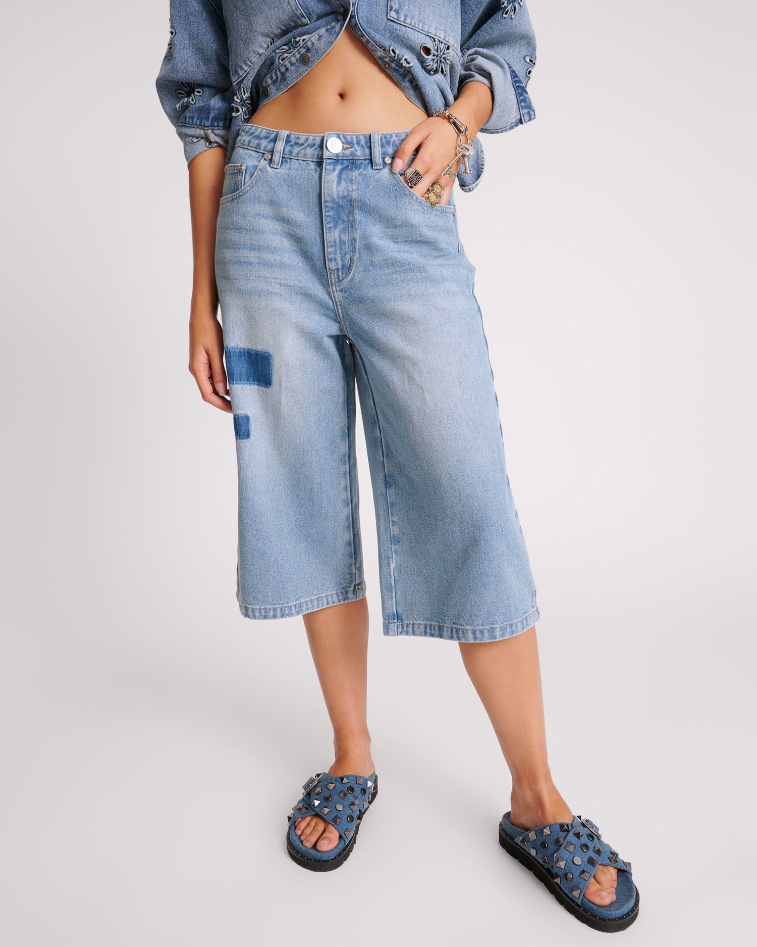 Archive Sale Women's Apparel & Clothing 720'S Mid Waist Super Long Length Shorts - Cobaine