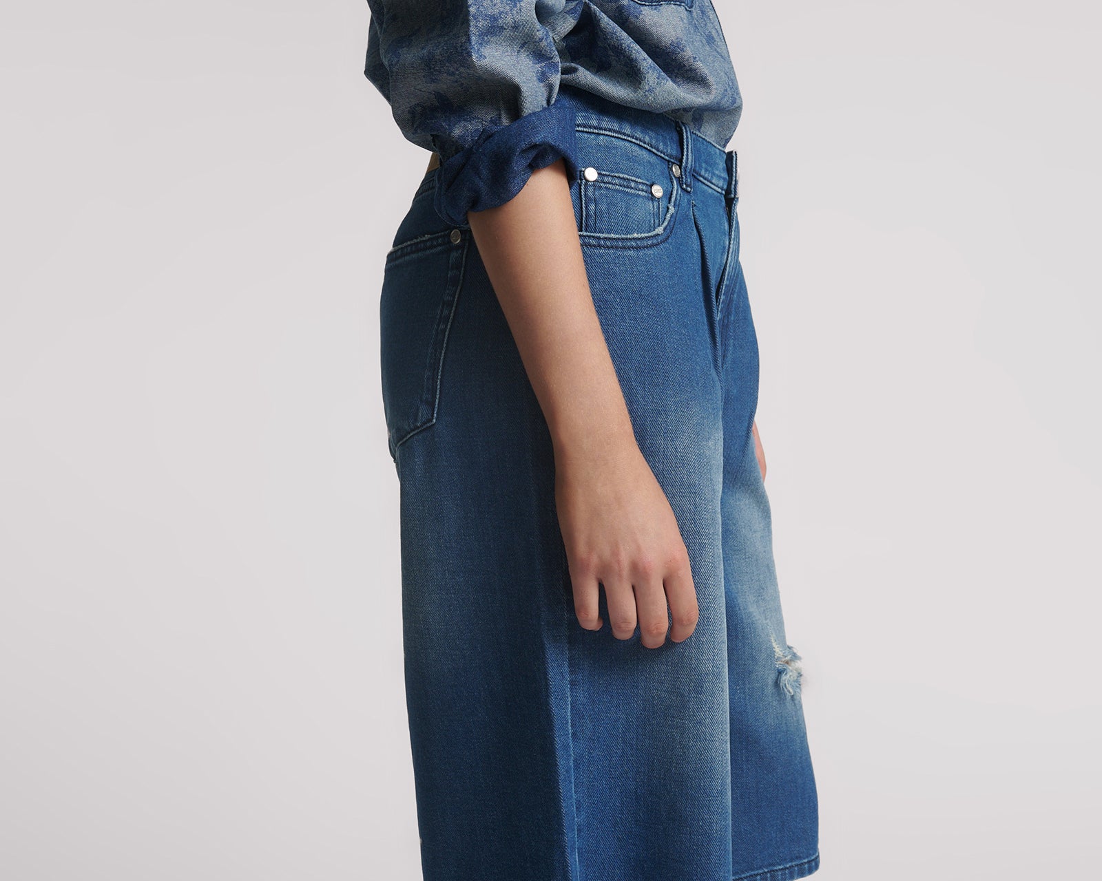 Beastie Low Waist Wide Leg Denim Shorts in Rosewood