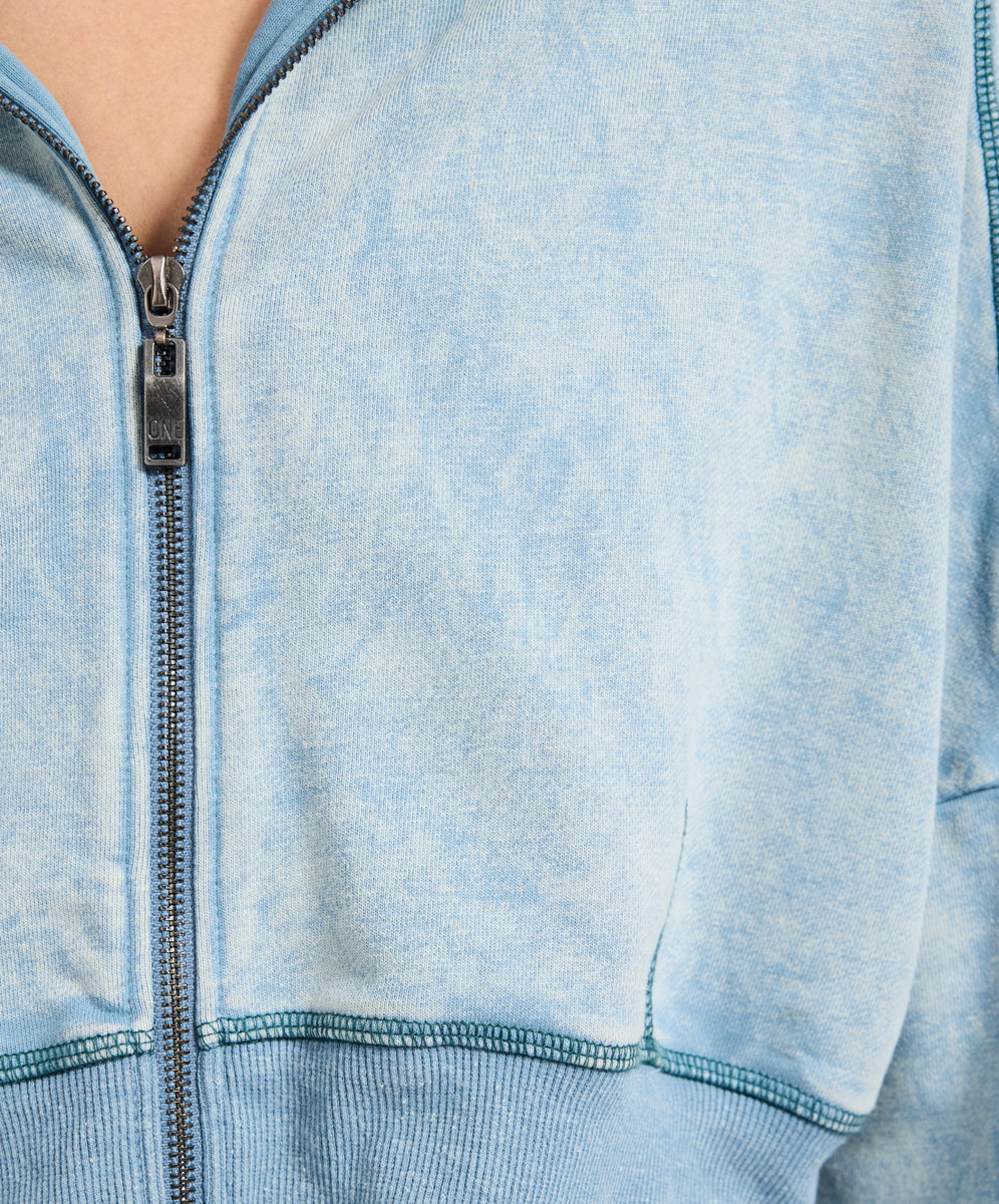 トップス 1STCAMOHEAVY WASH CROPPED FIT ZIP HOODIE 1STCAMOHEAVY WASH CROPPED FIT ZIP HOODIE