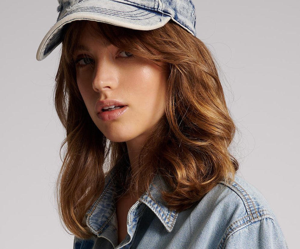 DISTRESSED DENIM CAP