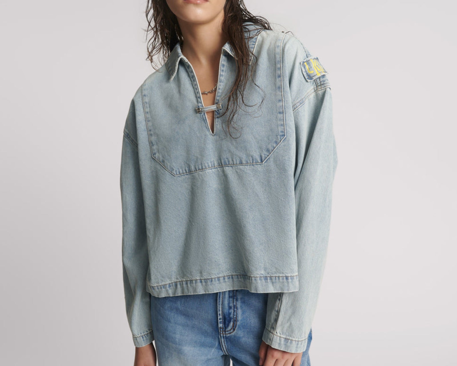 Retro Pullover Denim Shirt - Soft Blue