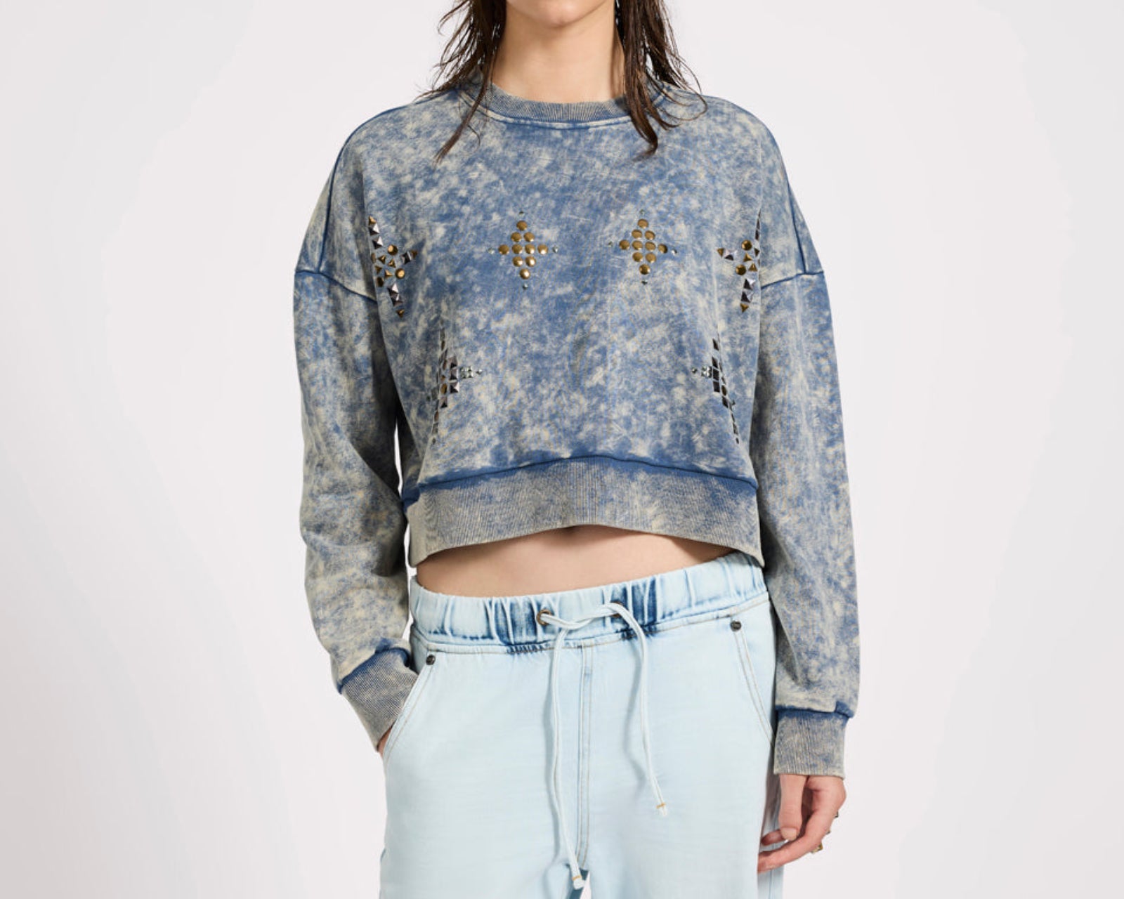 Fleece Cropped Star Studded Sweater - Acid Wash Blue