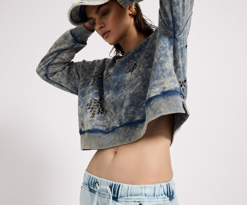 Fleece Cropped Star Studded Sweater - Acid Wash Blue