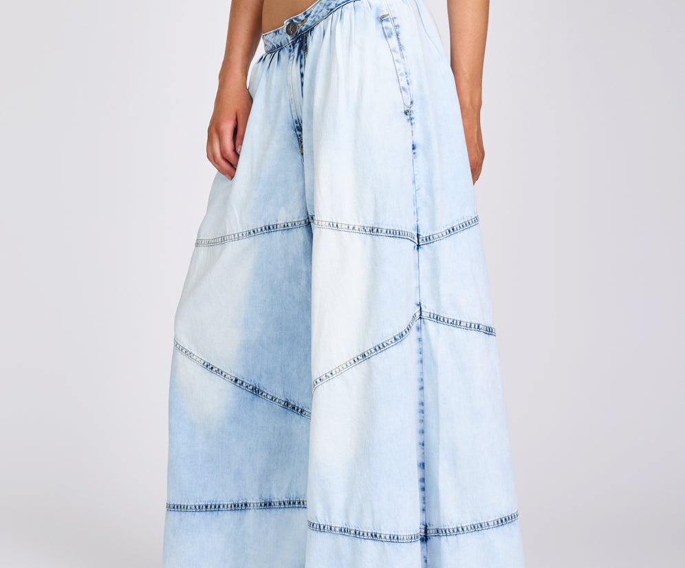 Daddios Low Waist Super Wide Leg Denim Jeans - Depeche Blue