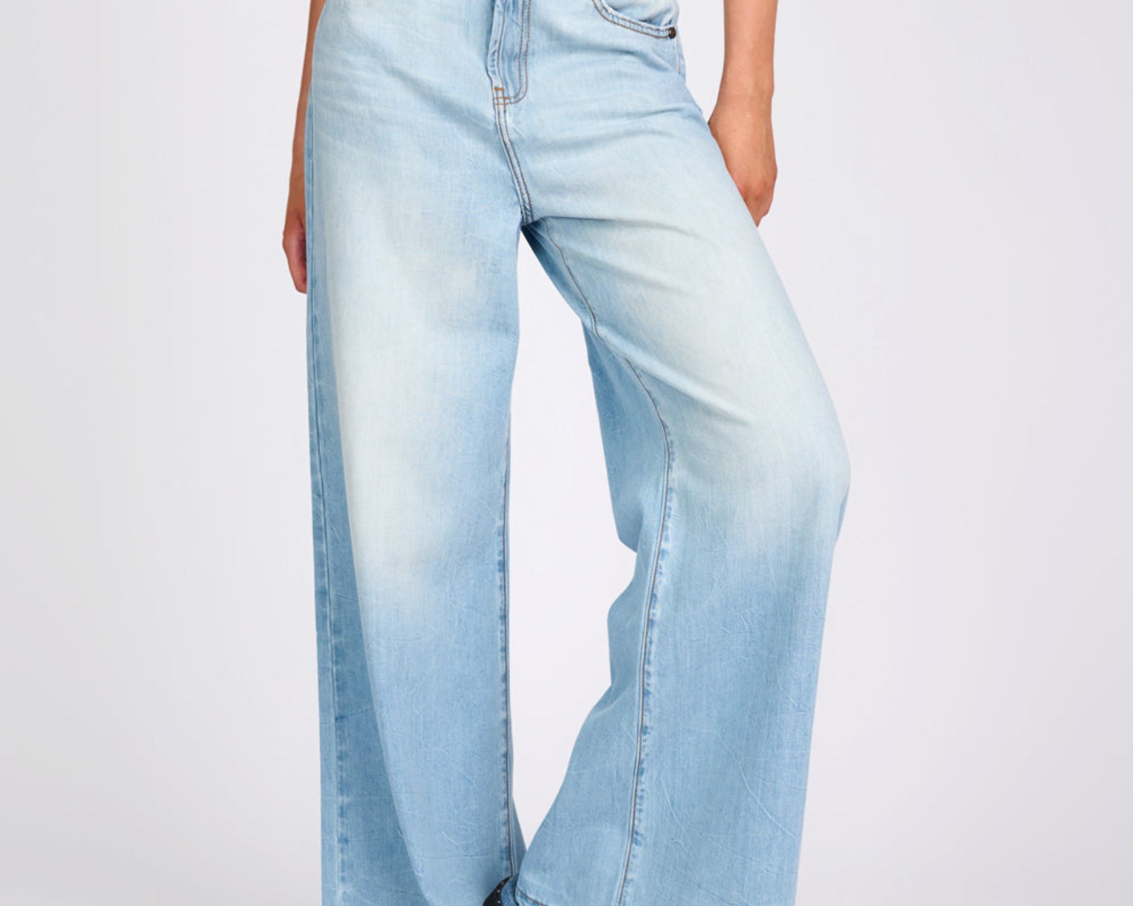 Love Machines Mid Waist Super Wide Leg Denim Jeans - Cool Blue