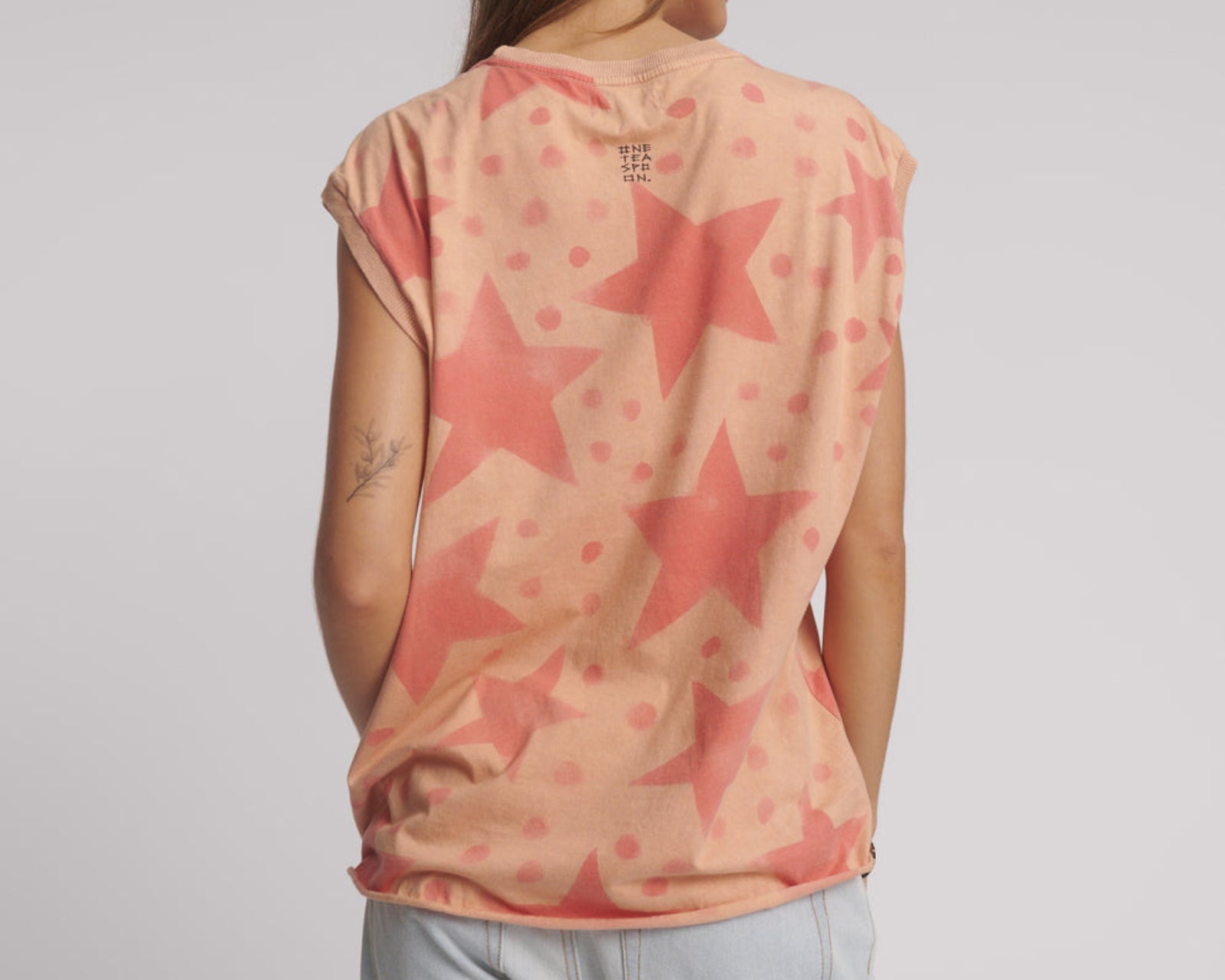 Polka Star Hand Sprayed Howdy Unisex Tank Top - Peach