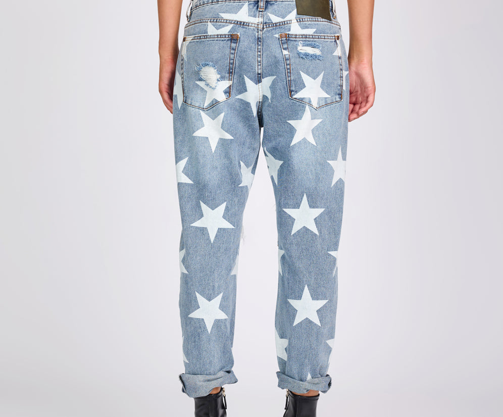 Saints Low Waist Boyfriend Denim Jeans - Starwash Blue